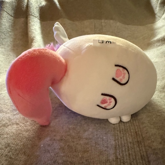 Unicorn Pusheen Plushie - Picture 4 of 4